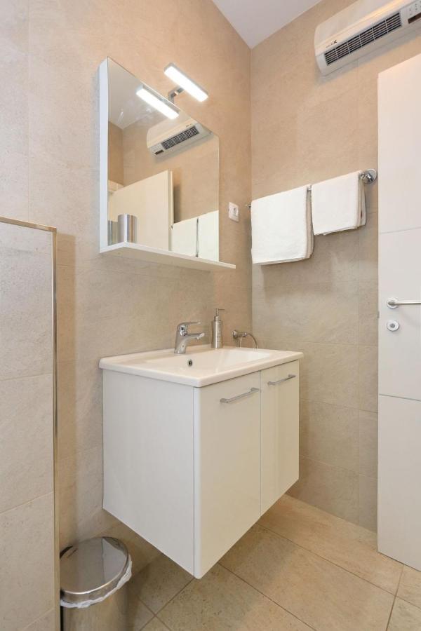 Cardo Apartments ซาดาร์ ภายนอก รูปภาพ