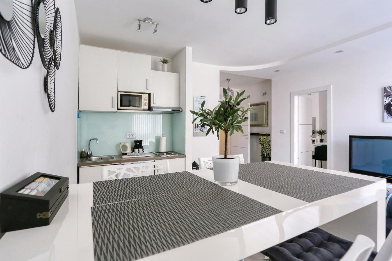 Cardo Apartments ซาดาร์ ภายนอก รูปภาพ